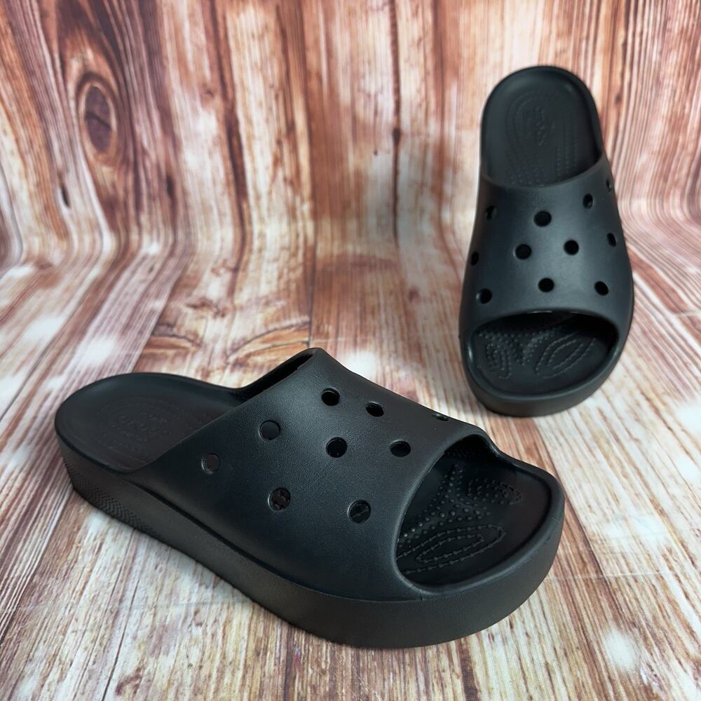 Crocs Classic Platform Wedge Womens Size 6 Black Slide Sandals Open Toe Shoes